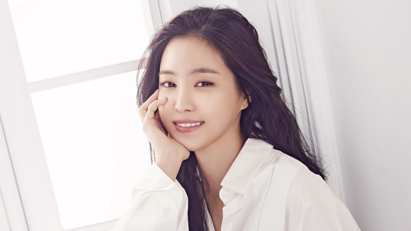 Son Na Eun (Naeun) — #7 Las mujeres más hermosas de Corea del Sur