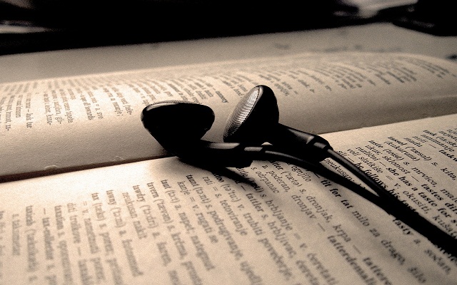 10 canciones en español basadas en libros