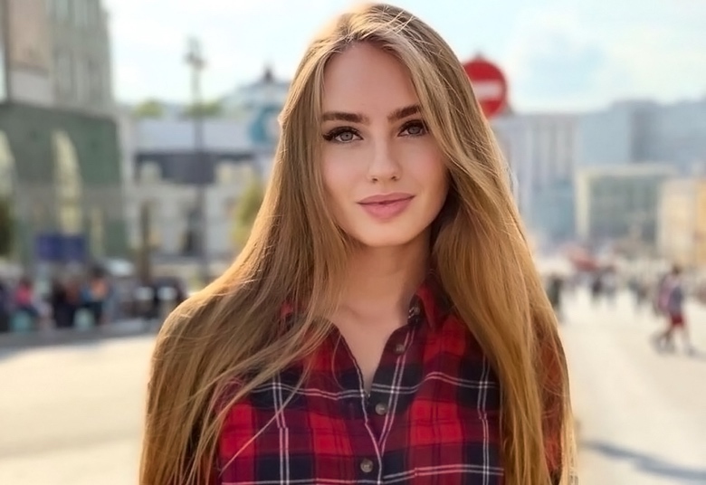 Julia Eroshik — #13 Las mujeres más hermosas de Rusia