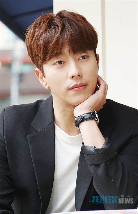 Yoon Hyu-min — #29 Los Hombres más guapos de Corea del Sur