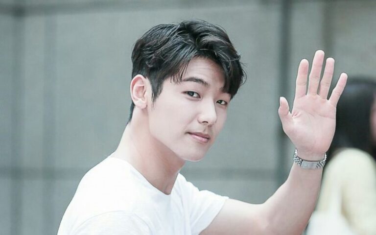 Kang Min-hyuk — #35 Los Hombres más guapos de Corea del Sur