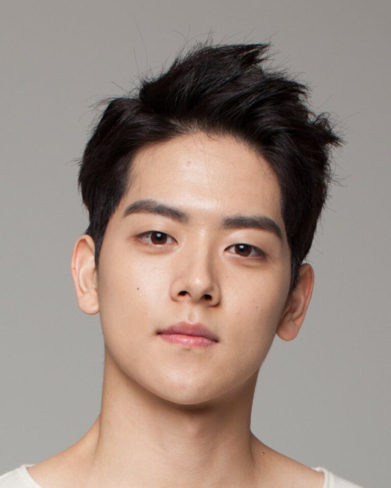 Yeo Hoe-hyun — #26 Los Hombres más guapos de Corea del Sur