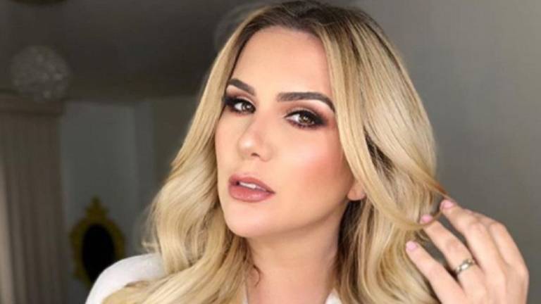 Caroline Jaume — #6 The most beautiful women in Ecuador