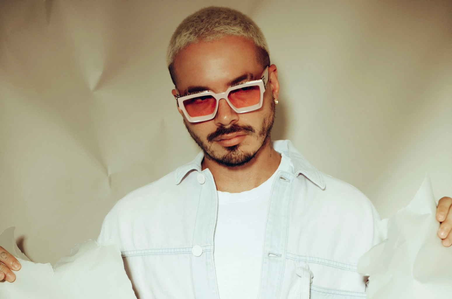 J Balvin — #5 Los hombres más guapos de Colombia
