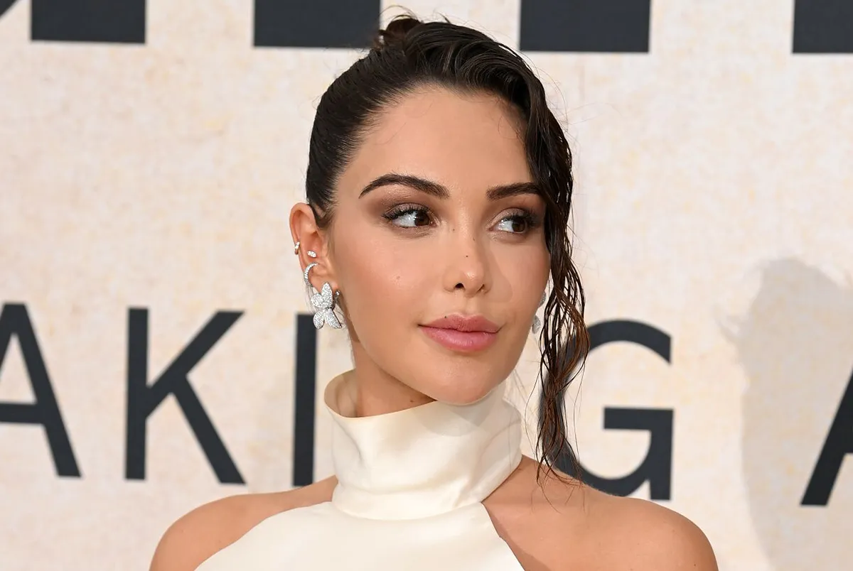 Nabilla Benattia — #10 Las mujeres más hermosas de Francia