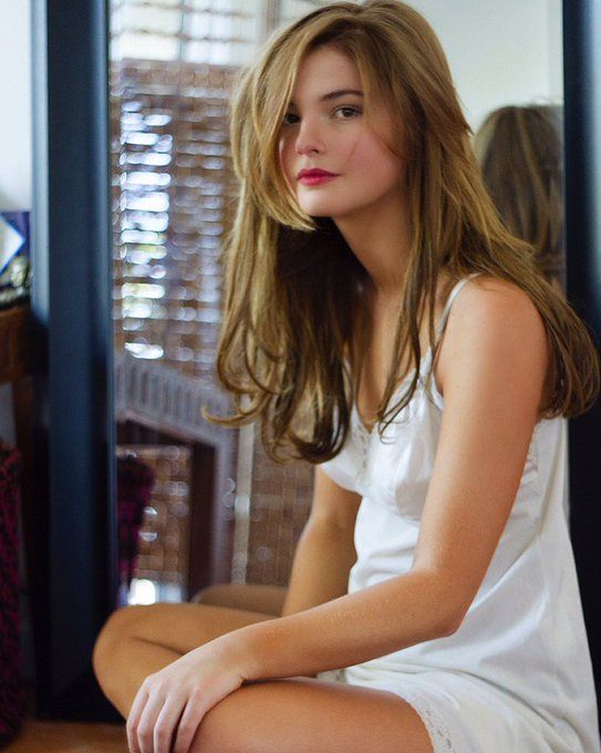 Stefanie Scott — #23 Las actrices jóvenes más hermosas del mundo (menos de 30 años)