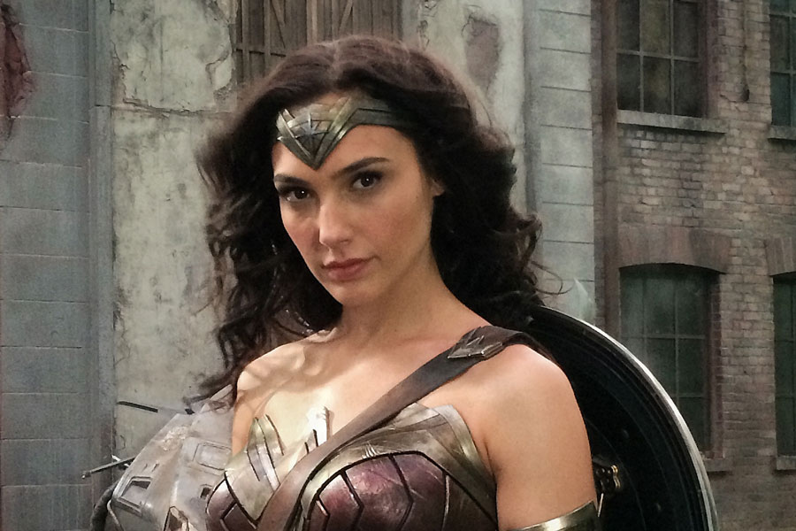 actrices del universo cinematográfico DC más hermosas