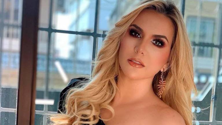 Caroline Jaume — #17 The most beautiful women in Ecuador