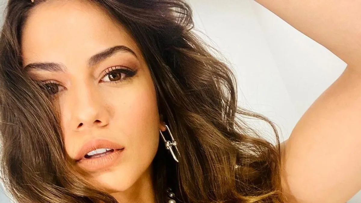 Demet Özdemir — #5 Las mujeres más hermosas de Turquía