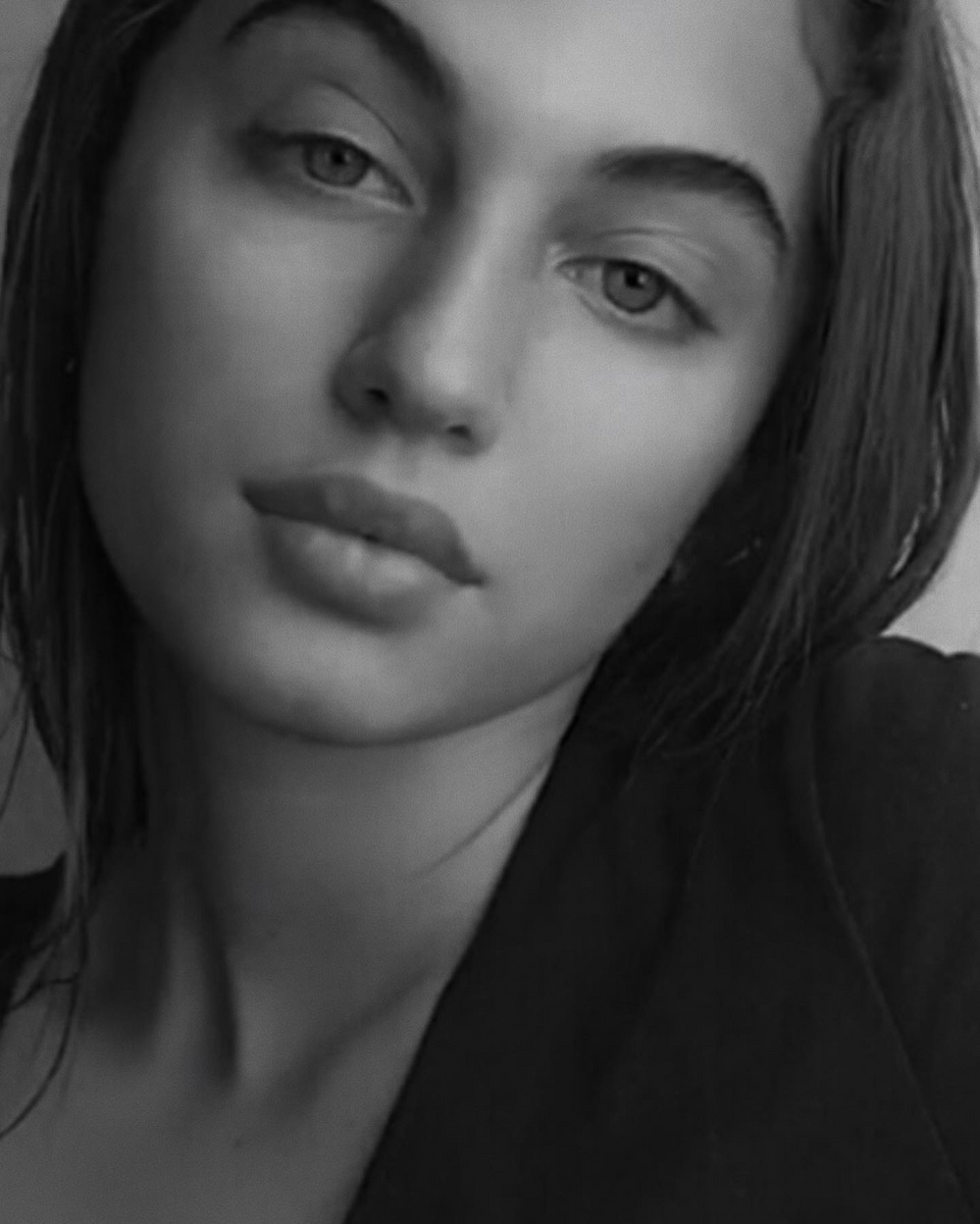 100 most beautiful women in the world of 2021