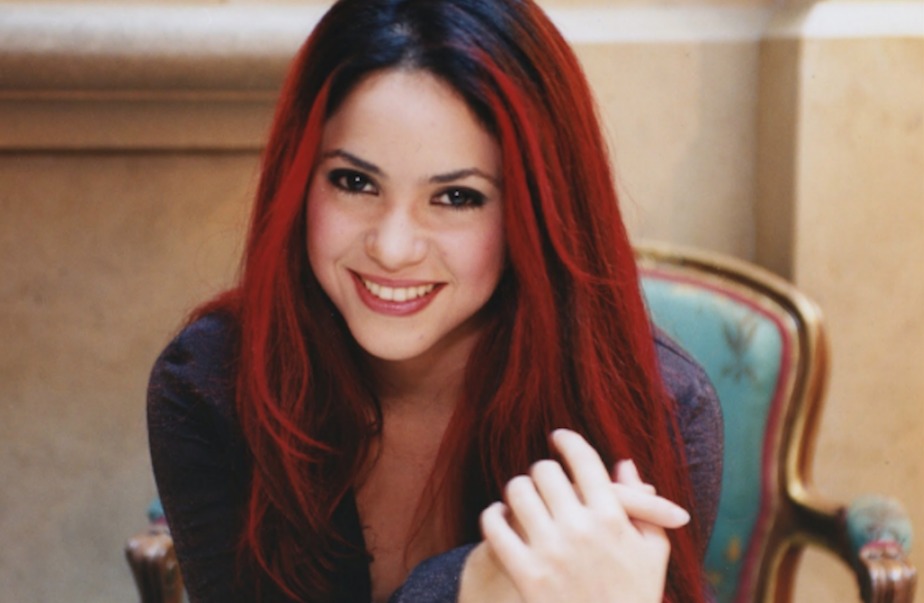 Shakira — #6 Most Beautiful Singers of the 90s