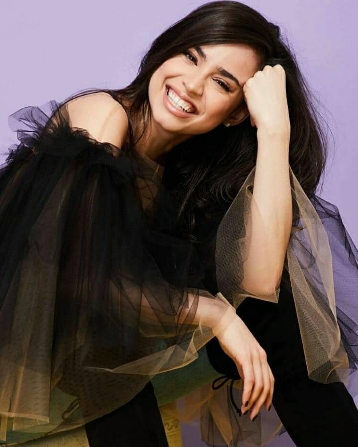 10 Fotos de Sofia Carson que demuestran por qué la amamos