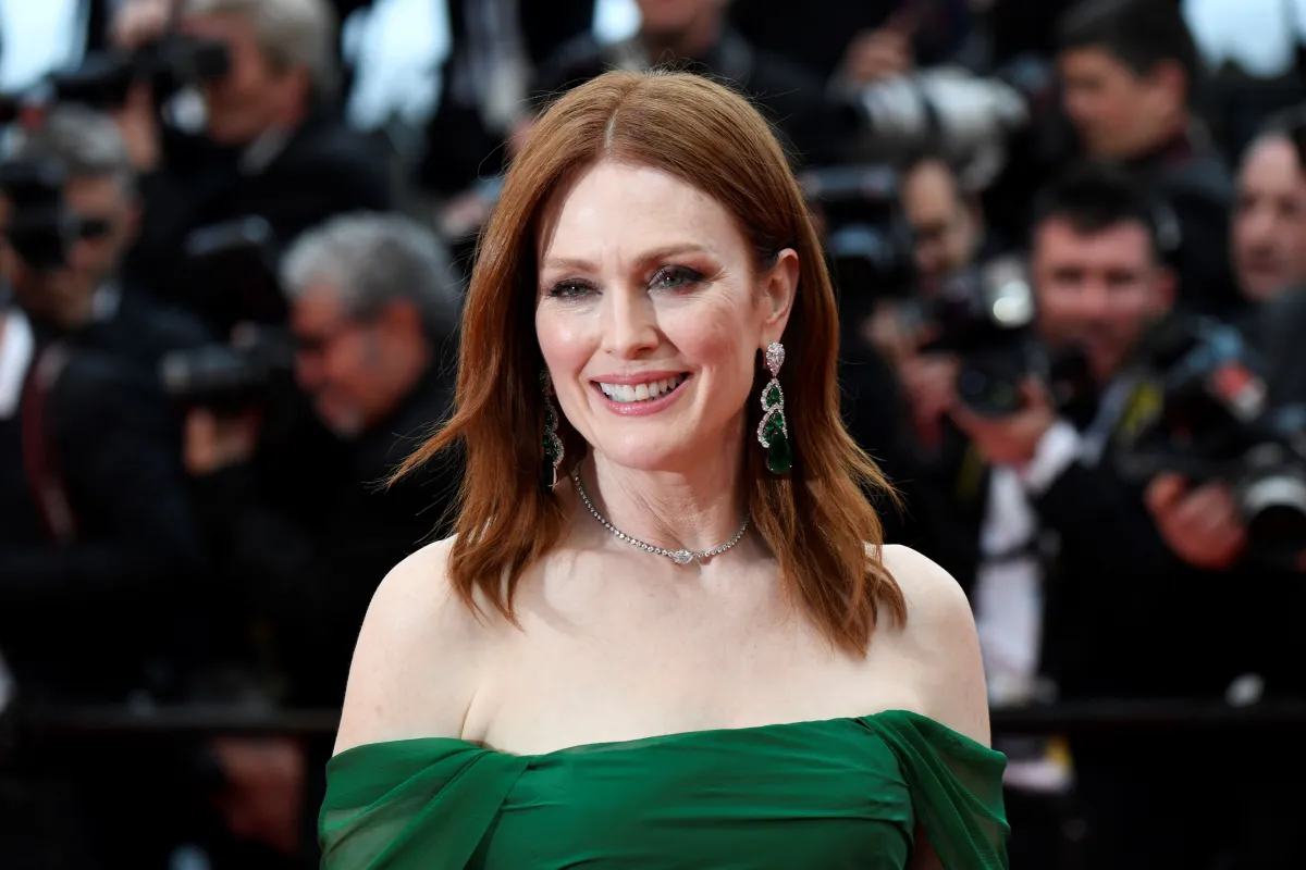 Julianne Moore — #3 Las actrices pelirrojas más hermosas de Hollywood