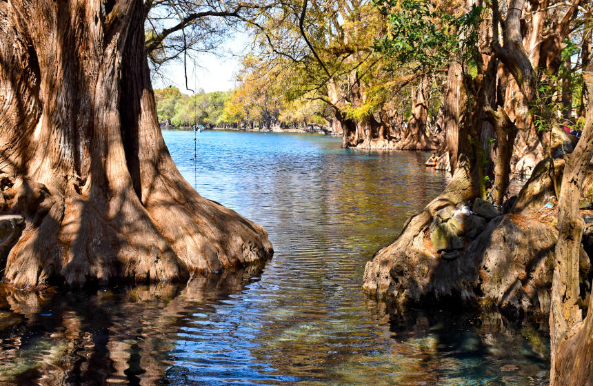 Lago de Camécuaro — #7 Los lagos más bellos para conocer en México