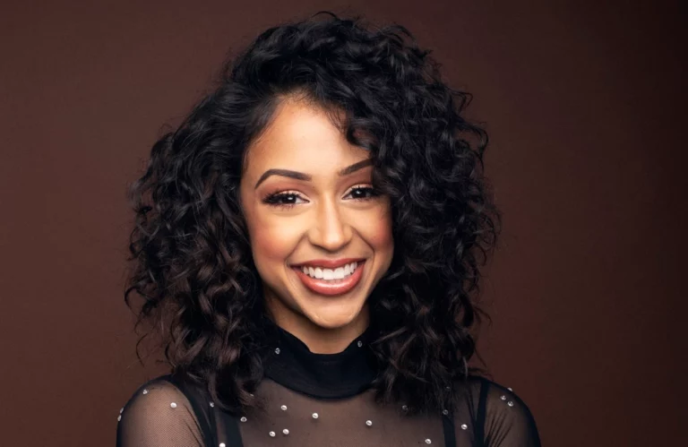 Liza Koshy — #46 Las mujeres más hermosas de Estados Unidos