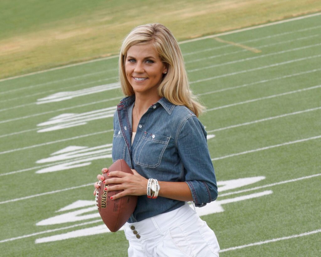 Samantha Ponder — #5 The Most Beautiful Sports Presenters in the United States