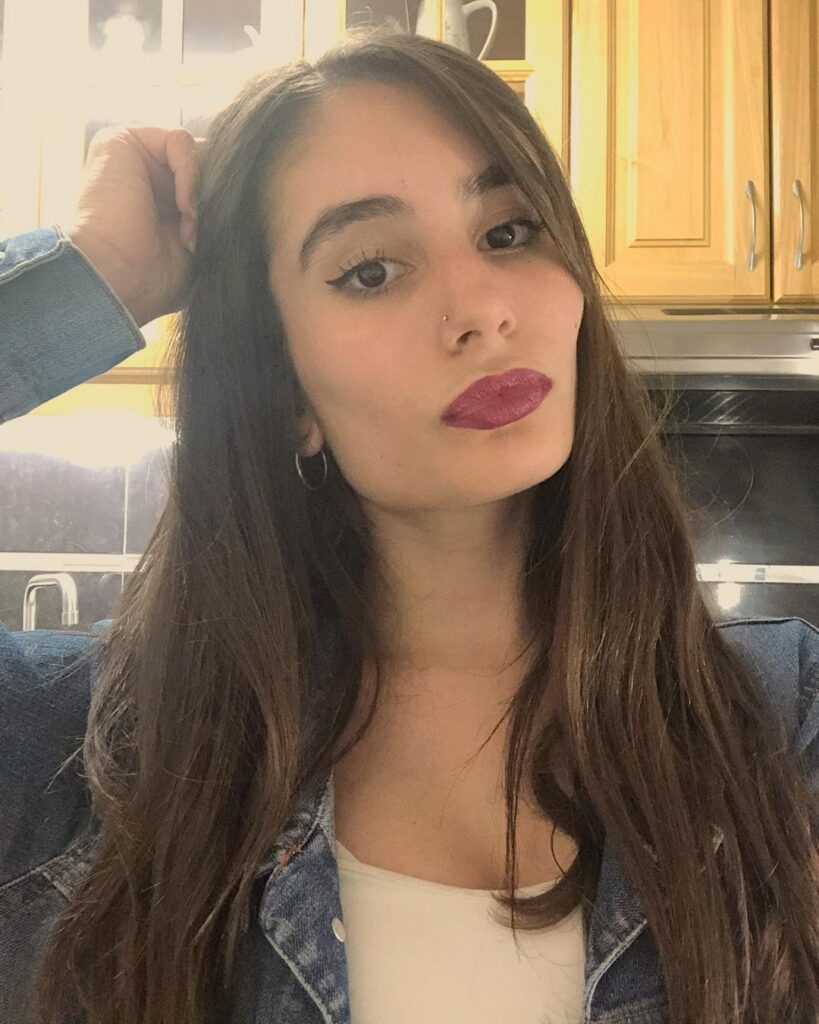 Melina Vallejos — #7 Las youtubers más hermosas de Argentina