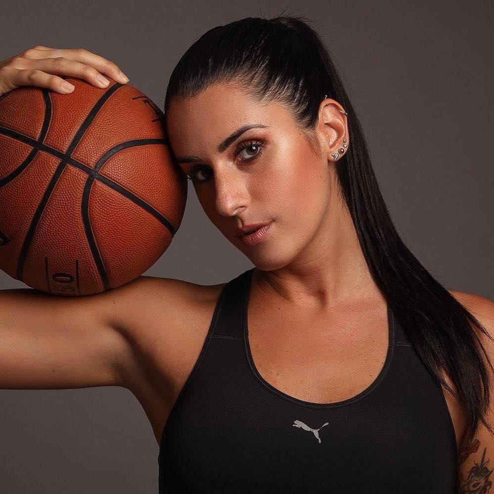 Valentina Vignali — #10 Las mujeres más hermosas de Italia