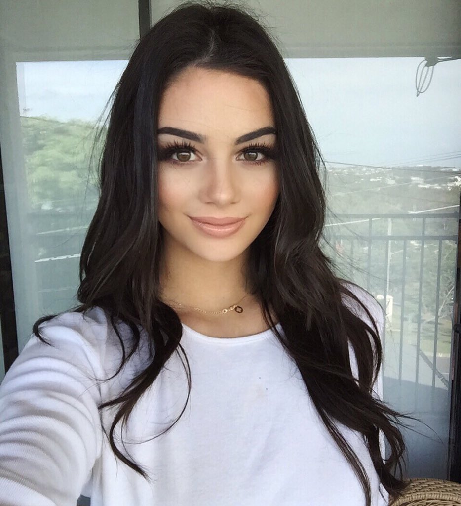 Bella Fiori — #8 Las mujeres más hermosas nacidas un 21 de junio