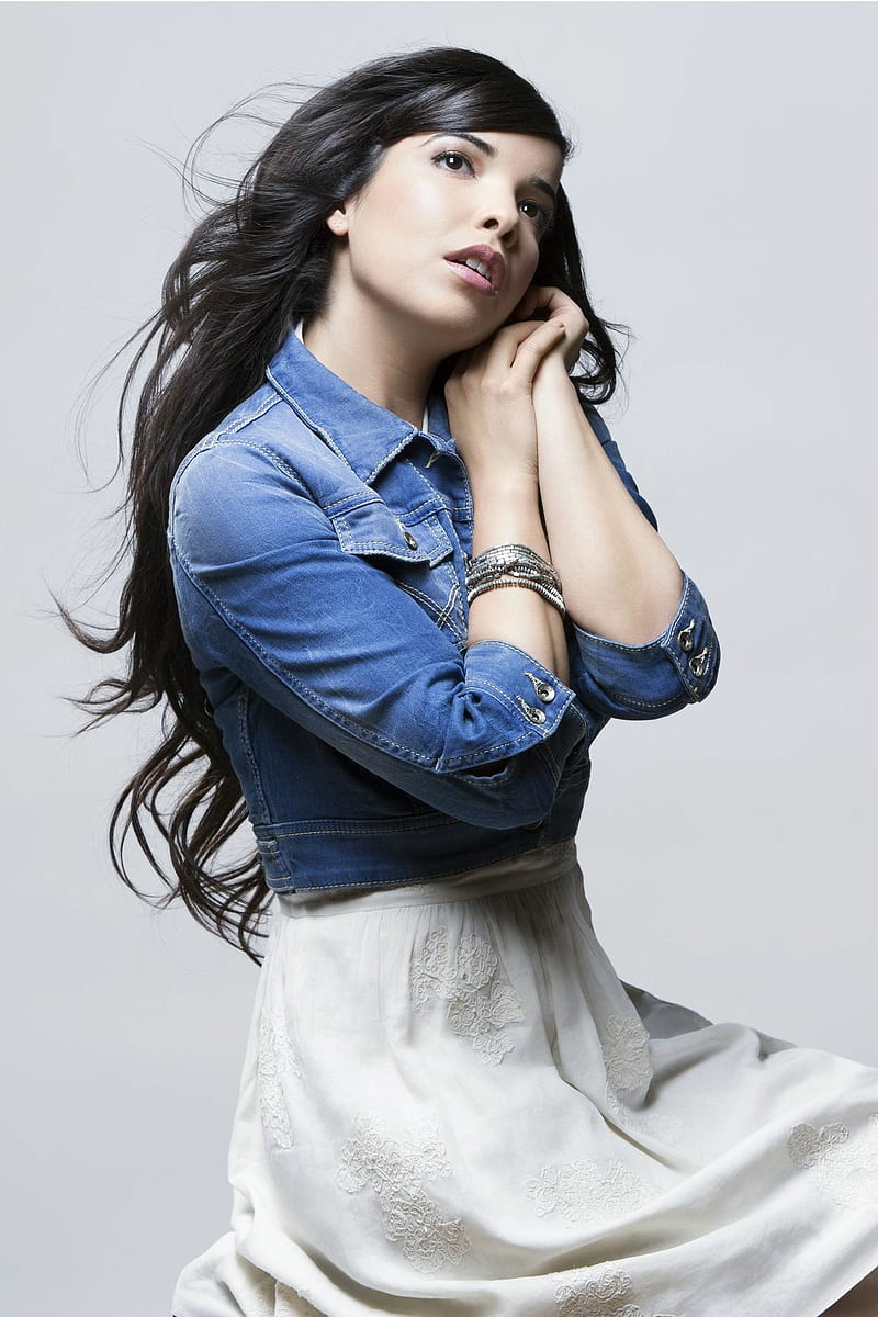 Indila — #5 Las mujeres más hermosas nacidas un 26 de junio
