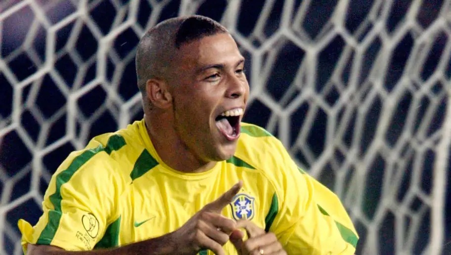 Ronaldo — #8 El GOAT ¿Quién es el mejor futbolista de todos los tiempos?