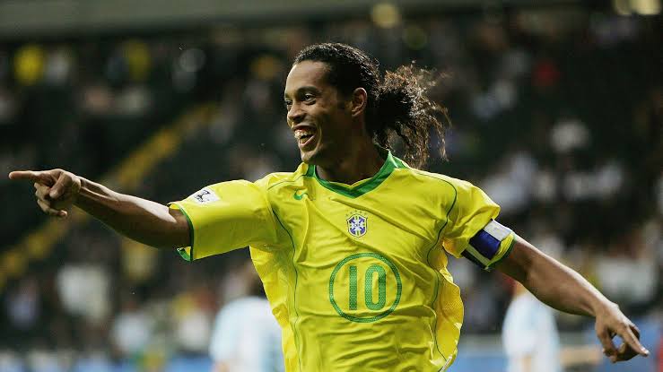 Ronaldinho — #4 Los mejores jugadores de la historia del futbol que han usado el número 10